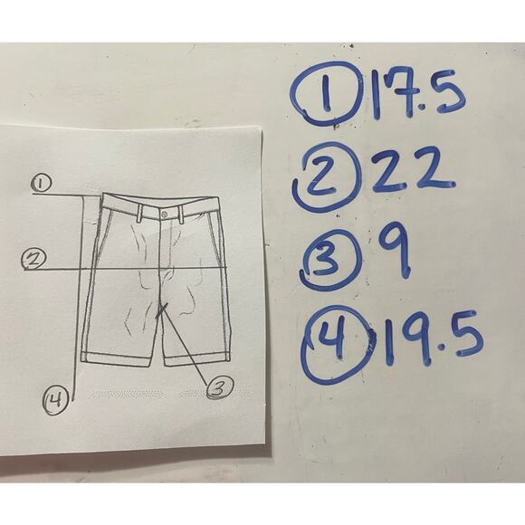 EUC- The North Face Belted Cargo Short - Picture 6 of 6